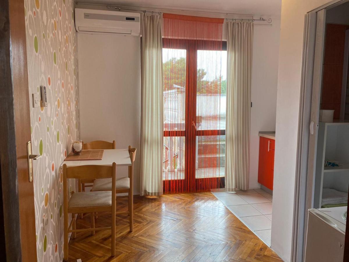 Apartmani Dana Sukosan Sukošan Exterior foto
